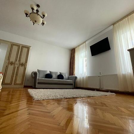 Londof Schei Apartments - Downtown Brasov Bagian luar foto