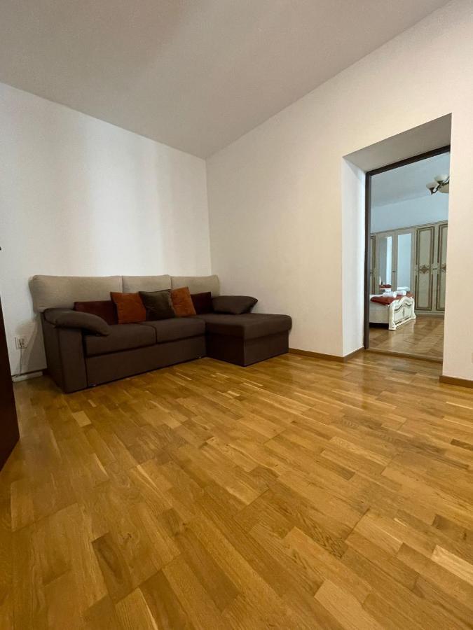 Londof Schei Apartments - Downtown Brasov Bagian luar foto