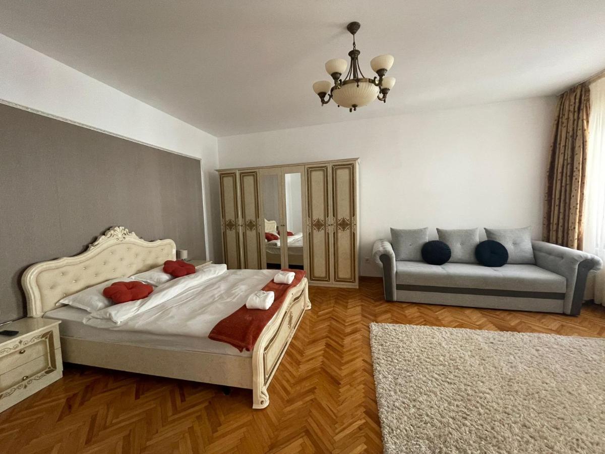 Londof Schei Apartments - Downtown Brasov Bagian luar foto