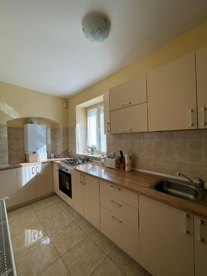 Londof Schei Apartments - Downtown Brasov Bagian luar foto